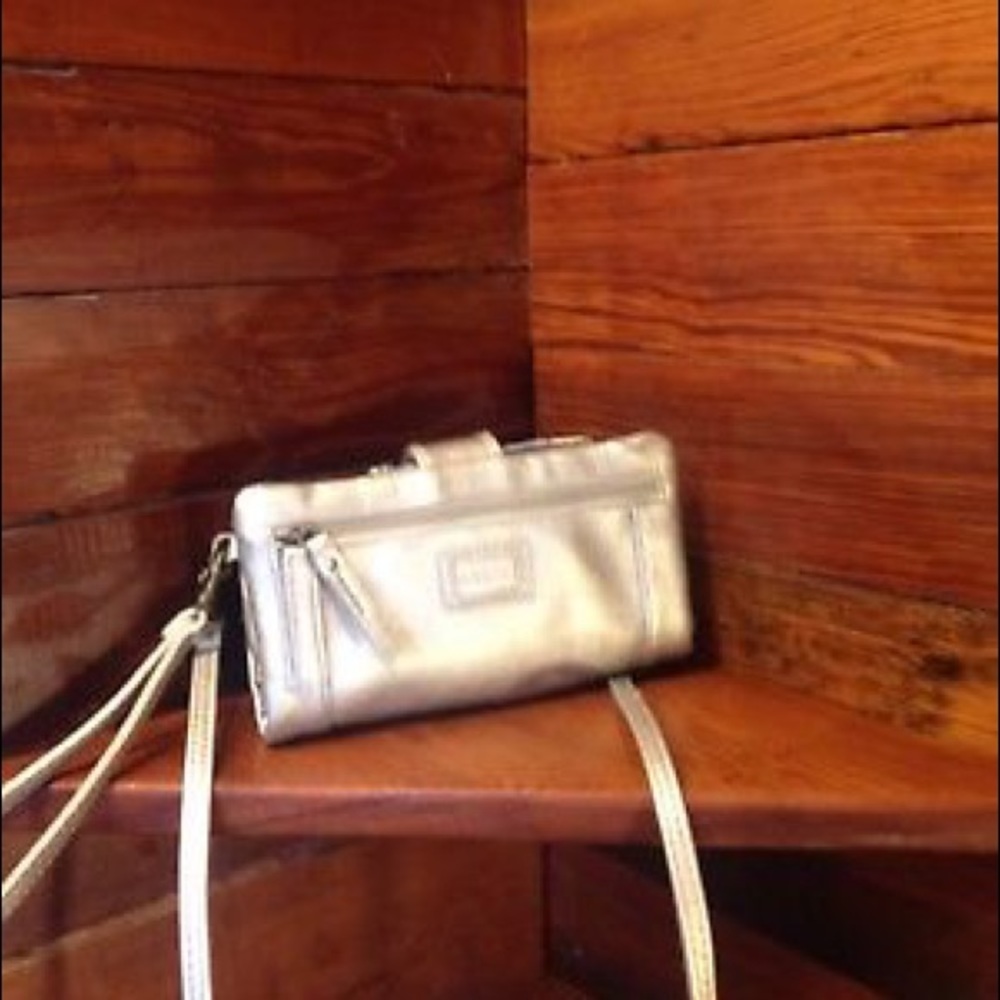 Relic Metallic Gold Wristlet Purse